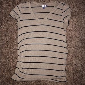 V-neck Maternity Tee